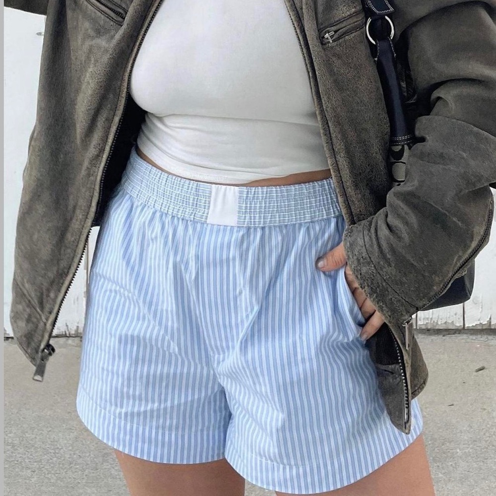 NWOT - Zara High-Waisted Boxer Shorts, Women’s Size Small, Blue / Navy Stripes